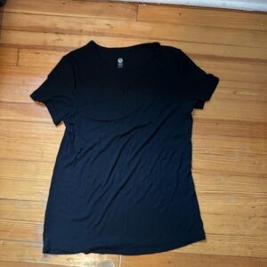 Kindred Bravely Bump Covering Black Tee